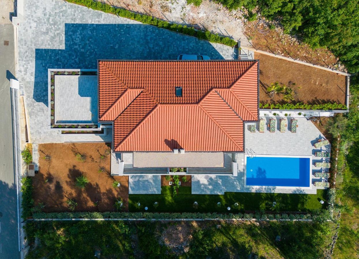 Apartments Paola & Karla With Pool Krk Town Exterior foto