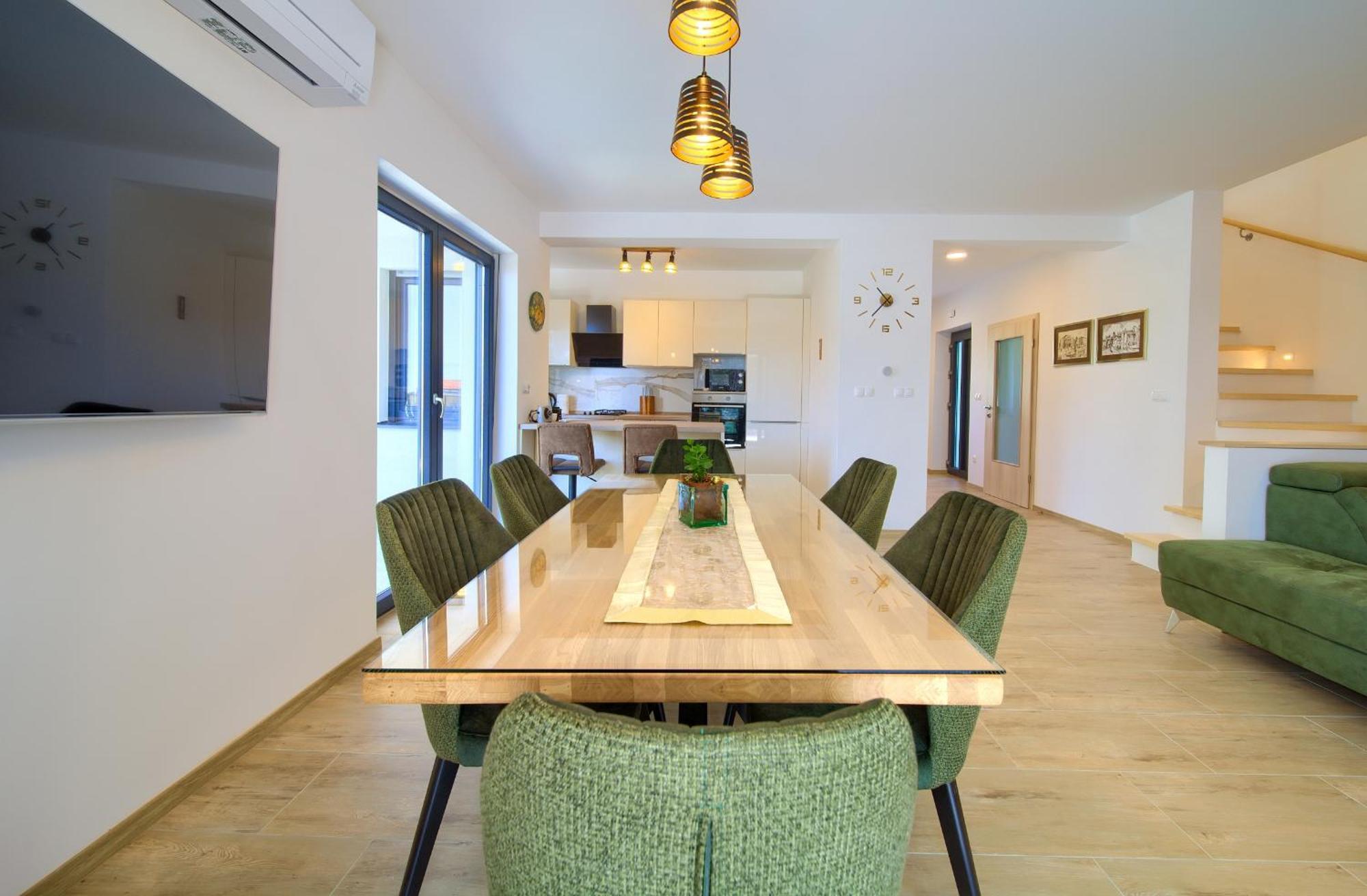 Apartments Paola & Karla With Pool Krk Town Zimmer foto
