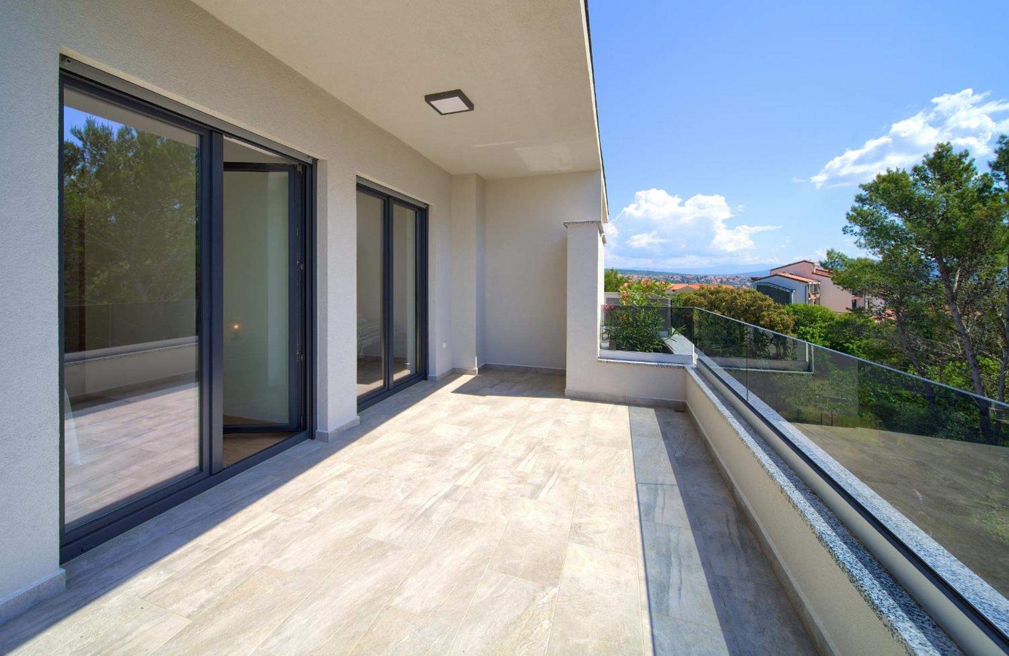 Apartments Paola & Karla With Pool Krk Town Zimmer foto